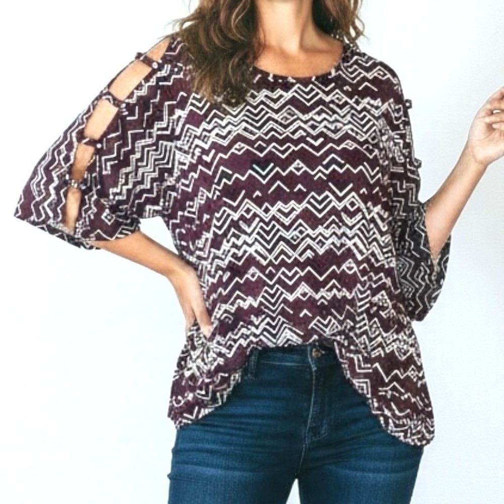 Per Seption Women Burgundy Geometric Cold Shoulder Cutout Sleeve‎ Tunic Top 3X